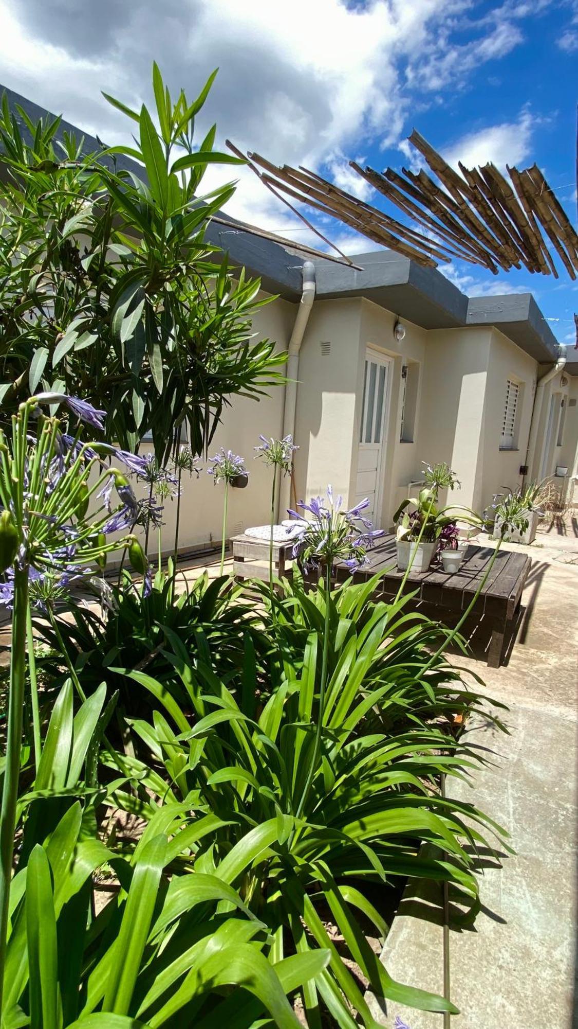 Edison Apartment *